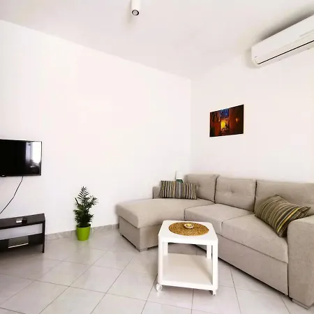 Terrarossa 2 * 法扎纳